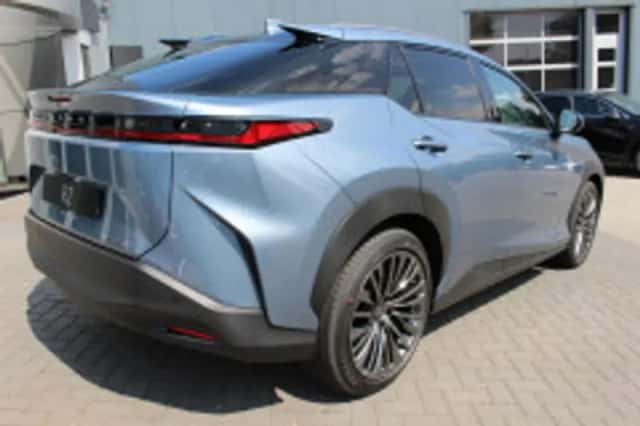 Lexus RZ (2026) thumbnail 3