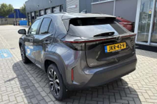 Toyota Yaris Cross (2025) thumbnail 5