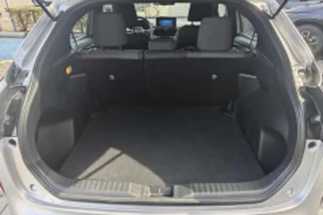 Toyota Yaris Cross (2024) thumbnail 6