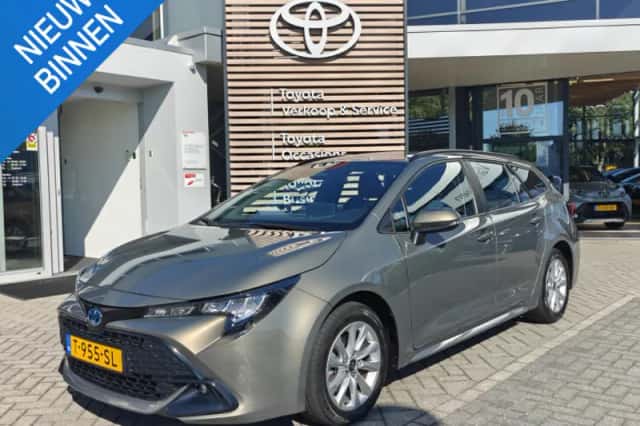 Toyota Corolla (2023) thumbnail 1