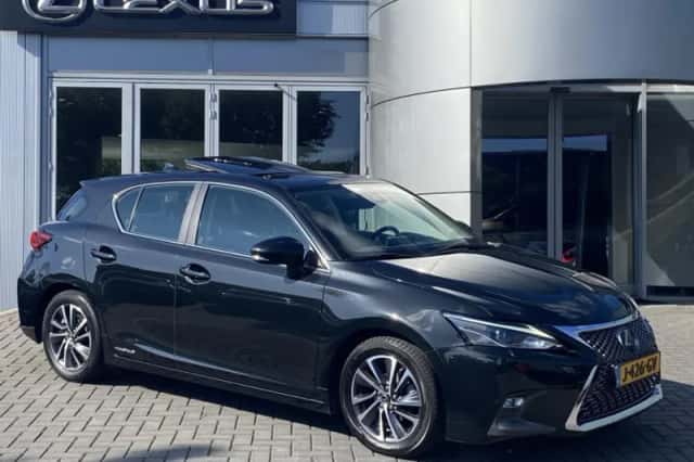Lexus CT (2020) thumbnail 1