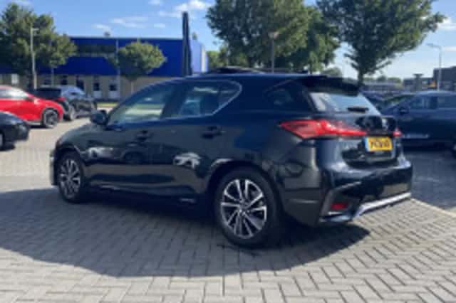 Lexus CT (2020) thumbnail 5
