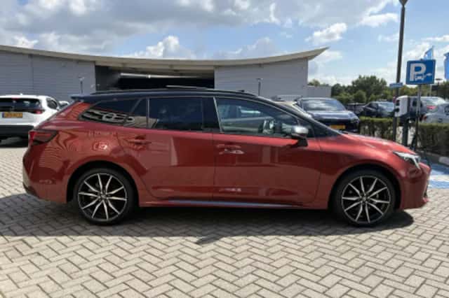 Toyota Corolla (2026) thumbnail 2