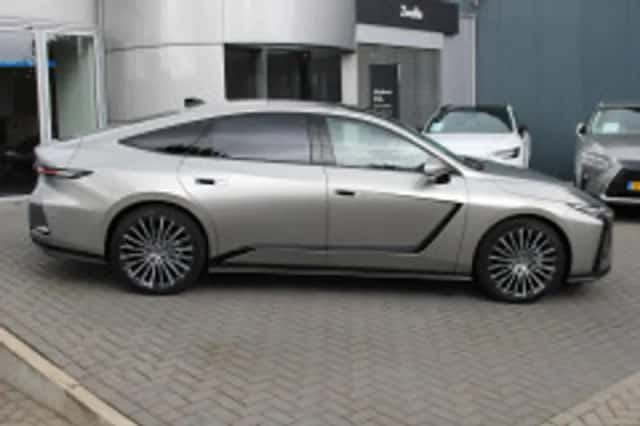 Lexus ES (2026) thumbnail 3