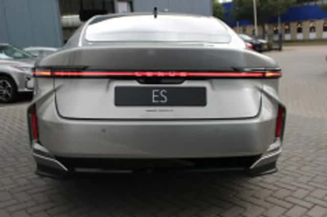 Lexus ES (2026) thumbnail 5