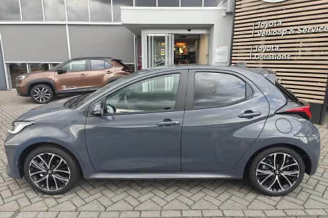 Toyota Yaris (2026) thumbnail 2