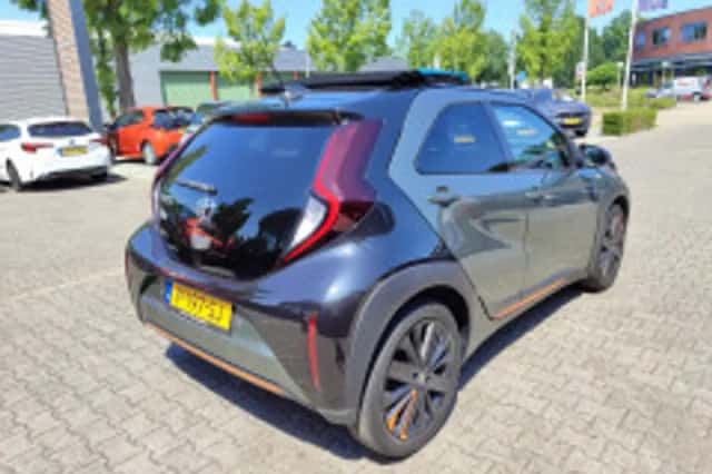 Toyota Aygo (2022) thumbnail 4
