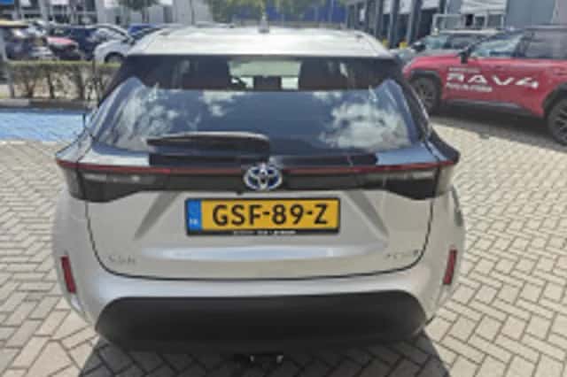 Toyota Yaris Cross (2023) thumbnail 5