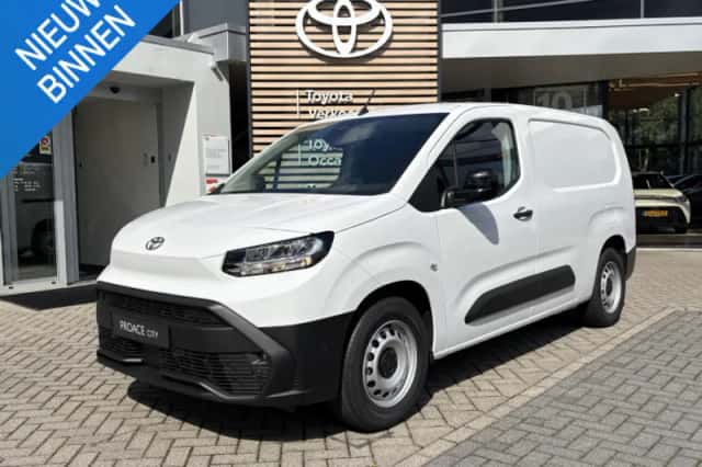 Toyota Proace (2026) thumbnail 1