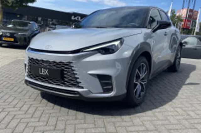 Lexus LBX (2026) thumbnail 6