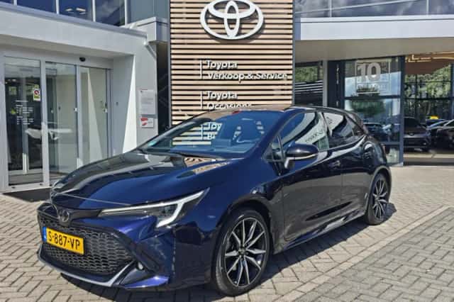 Toyota Corolla (2023) thumbnail 1