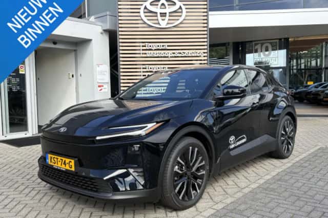 Toyota C-HR (2026) thumbnail 1