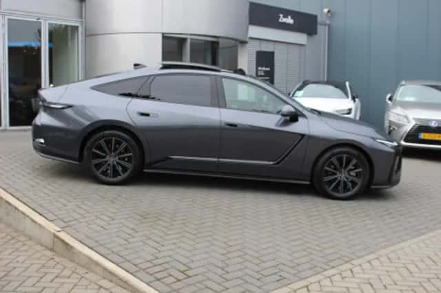 Lexus ES (2026) thumbnail 2