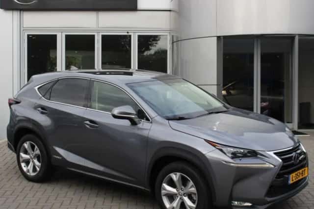 Lexus NX (2017) thumbnail 1