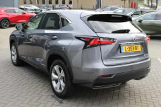 Lexus NX (2017) thumbnail 5