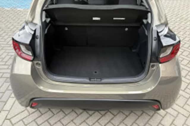 Toyota Yaris (2022) thumbnail 6