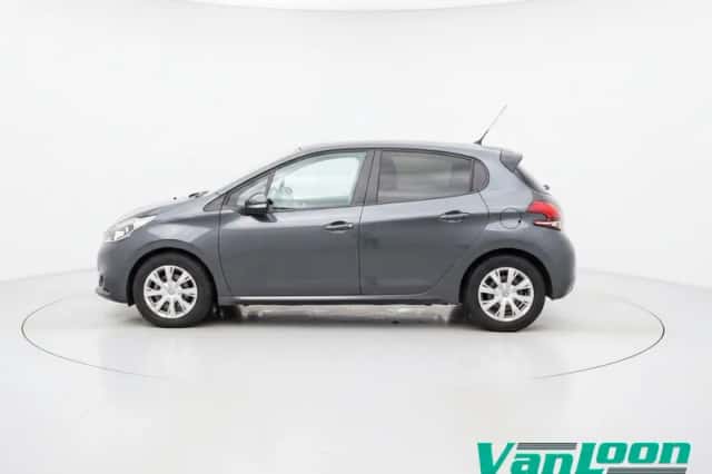 Peugeot 208 (2017) thumbnail 3