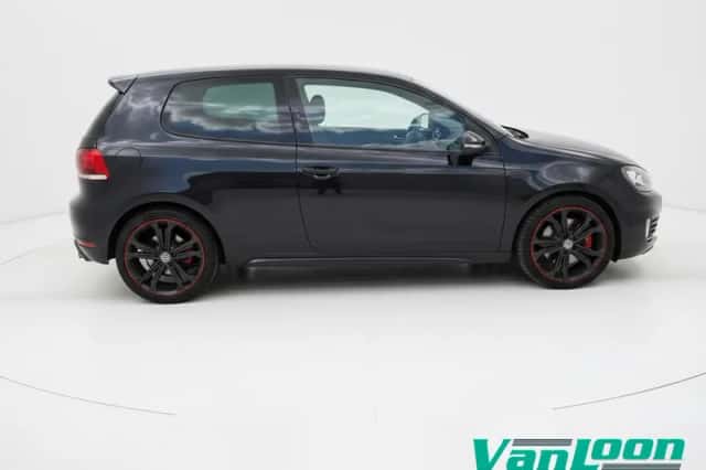Volkswagen Golf (2011) thumbnail 5