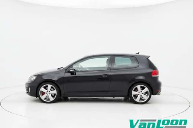 Volkswagen Golf (2011) thumbnail 6