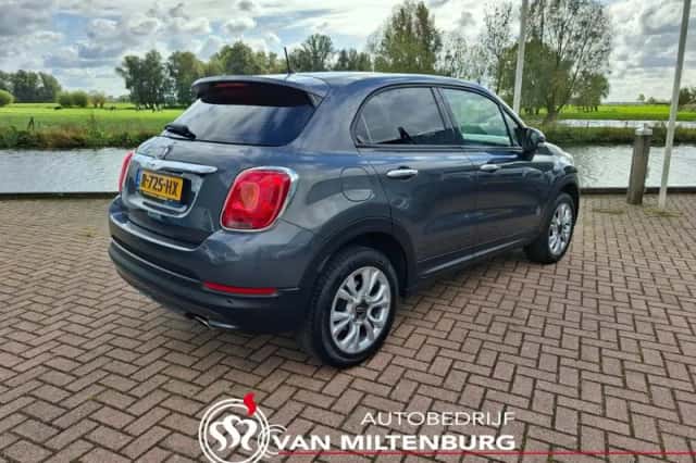 Fiat 500 (2015) thumbnail 4