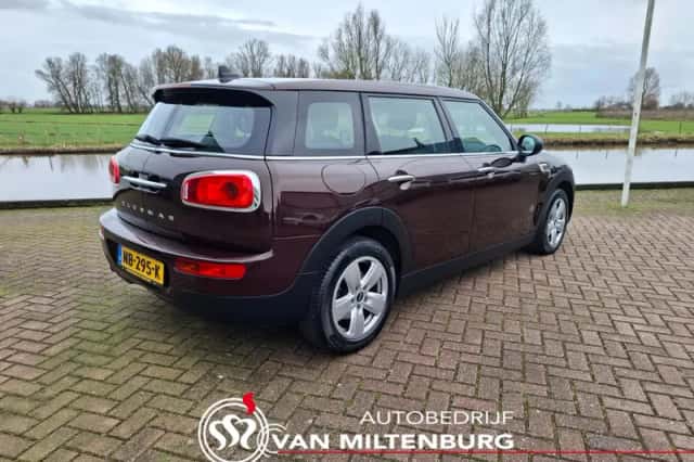 MINI Clubman (2017) thumbnail 4