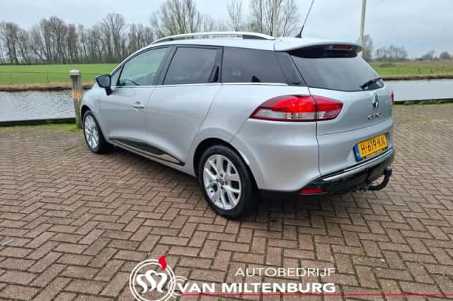 Renault Clio (2020) thumbnail 3