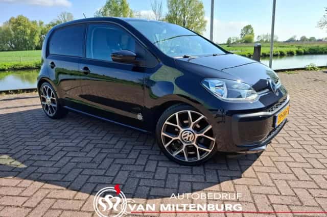 Volkswagen Up! (2019) thumbnail 5