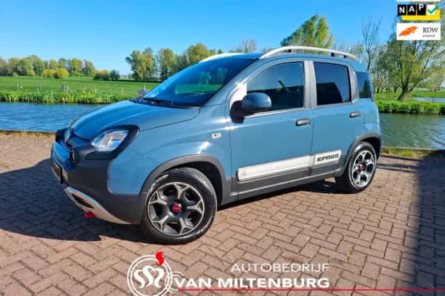 Fiat Panda (2021) thumbnail 2
