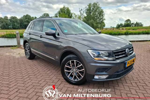 Volkswagen Tiguan (2017) thumbnail 5