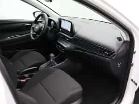 Hyundai i20 thumbnail 30