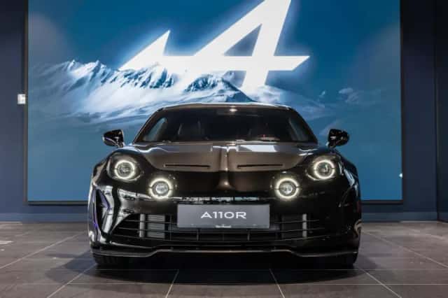 Alpine A110 (2026) thumbnail 2