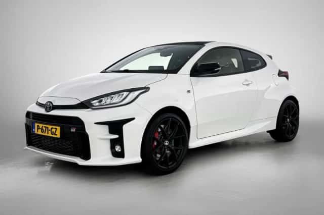 Toyota Yaris (2021) thumbnail 1