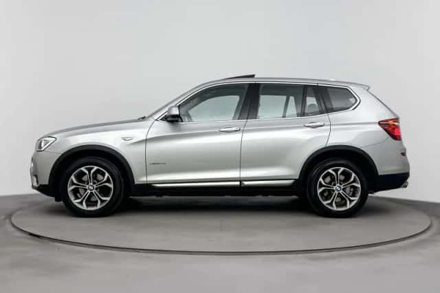 BMW X3 (2015) thumbnail 2