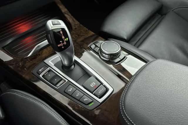 BMW X3 (2015) thumbnail 13
