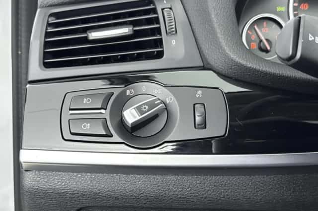 BMW X3 (2015) thumbnail 21