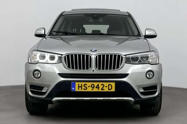 BMW X3 (2015) thumbnail 5