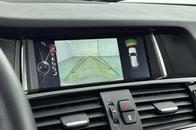 BMW X3 (2015) thumbnail 10