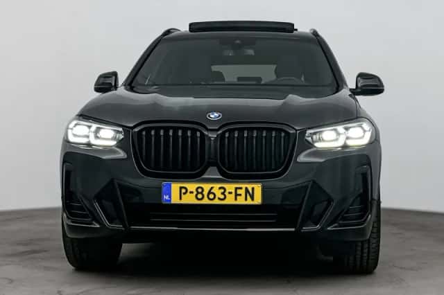 BMW X3 (2022) thumbnail 5