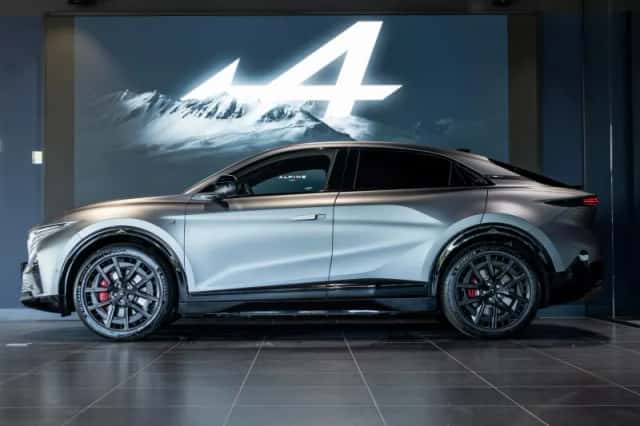 Alpine A390 (2026) thumbnail 1