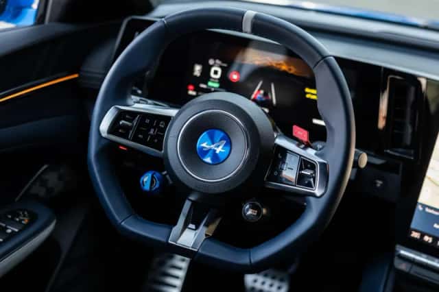 Alpine A390 (2026) thumbnail 13