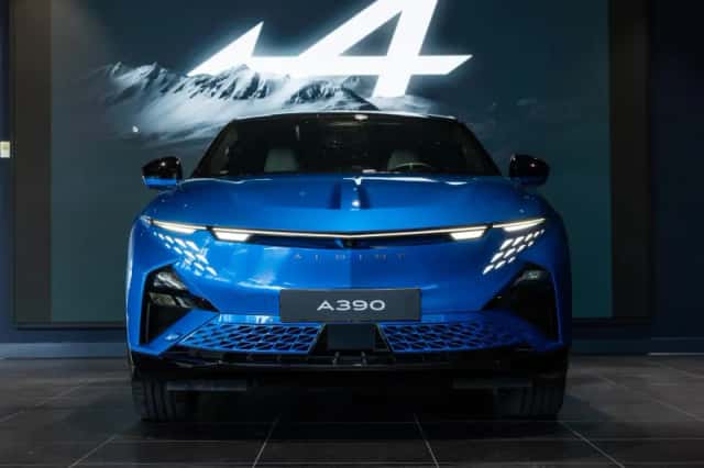 Alpine A390 (2026) thumbnail 6