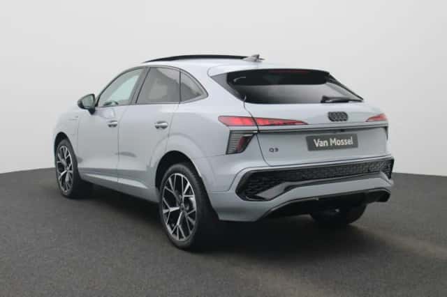 Audi Q3 (2026) thumbnail 3