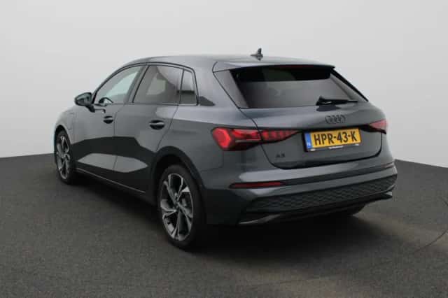 Audi A3 (2025) thumbnail 2