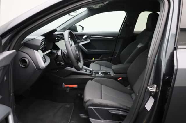 Audi A3 (2025) thumbnail 9