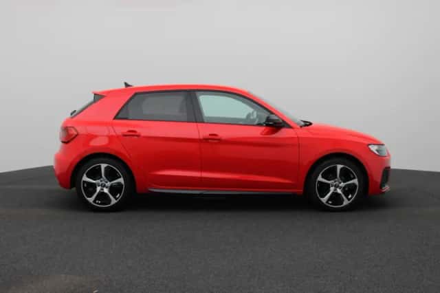 Audi A1 (2023) thumbnail 6