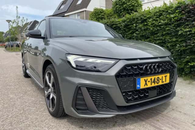 Audi A1 (2024) thumbnail 2