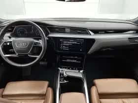 Audi e-tron thumbnail 14