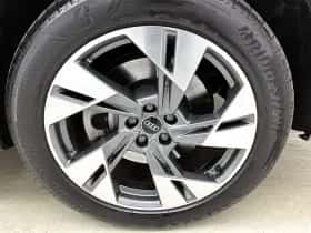 Audi e-tron thumbnail 6