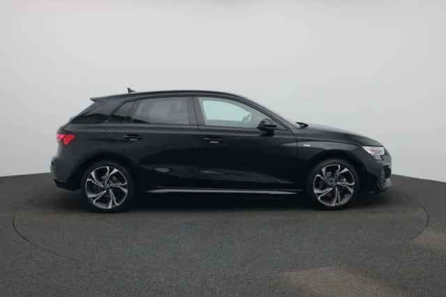 Audi A3 (2025) thumbnail 6