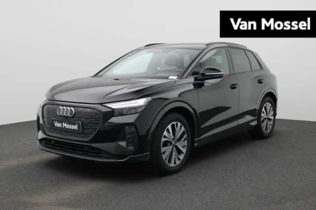 Audi Q4 e-tron (2023) thumbnail 1